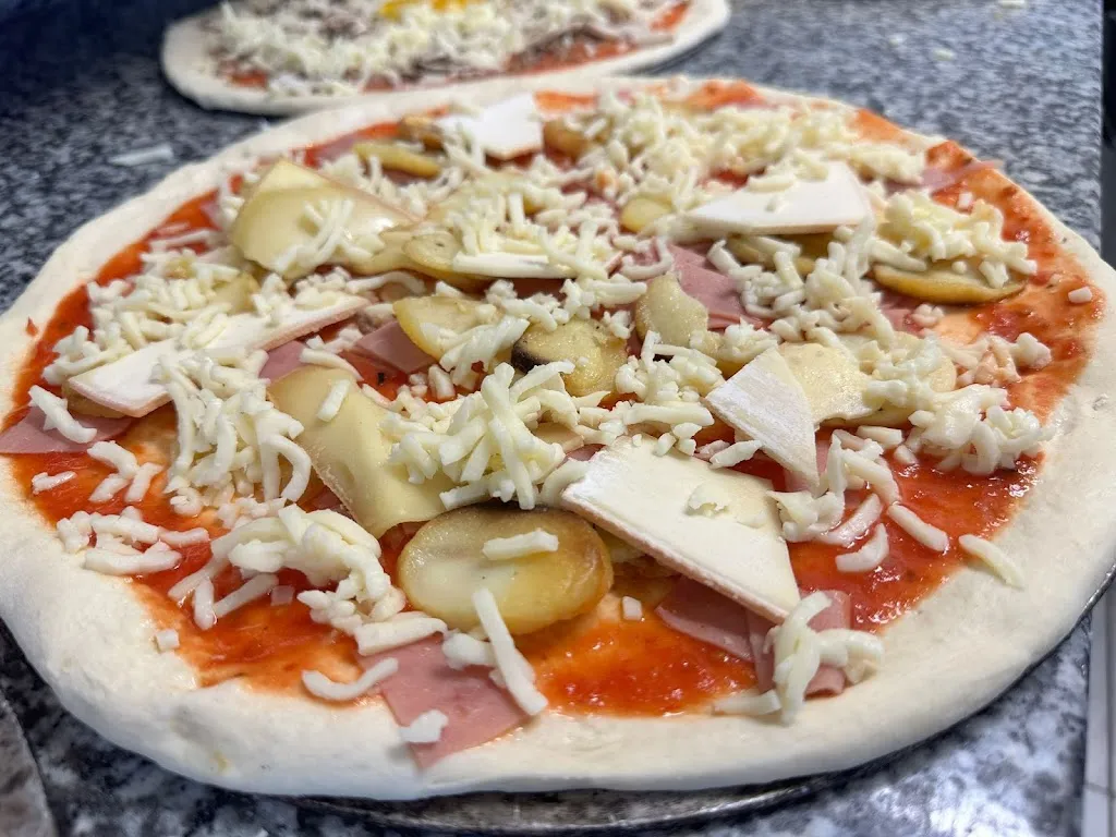 Menu_Pino's Pizzeria_Gueux_image_6