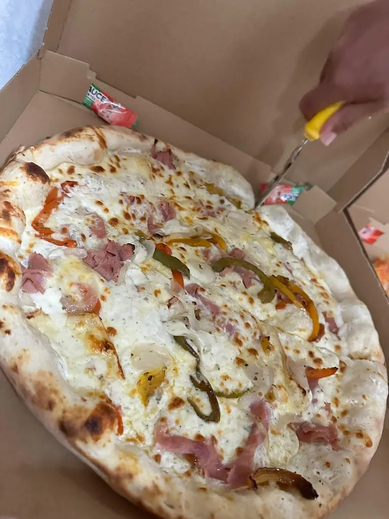 Menu_Pino's Pizzeria_Gueux_image_9