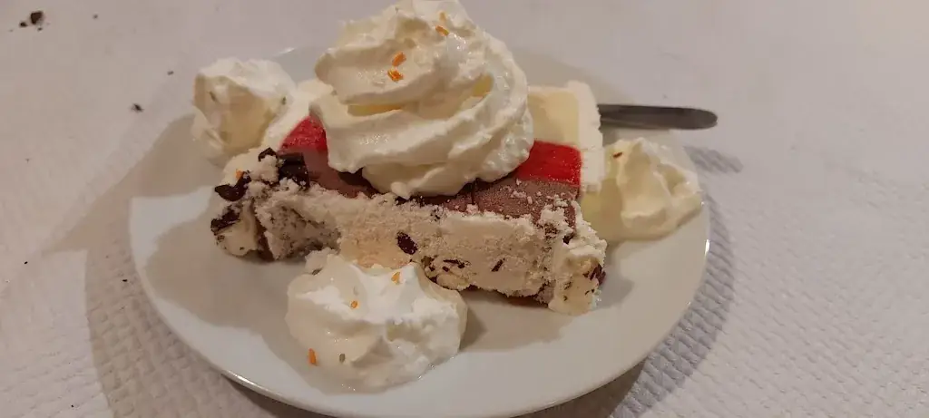 La Grange_Hangenbieten_slider_image_2