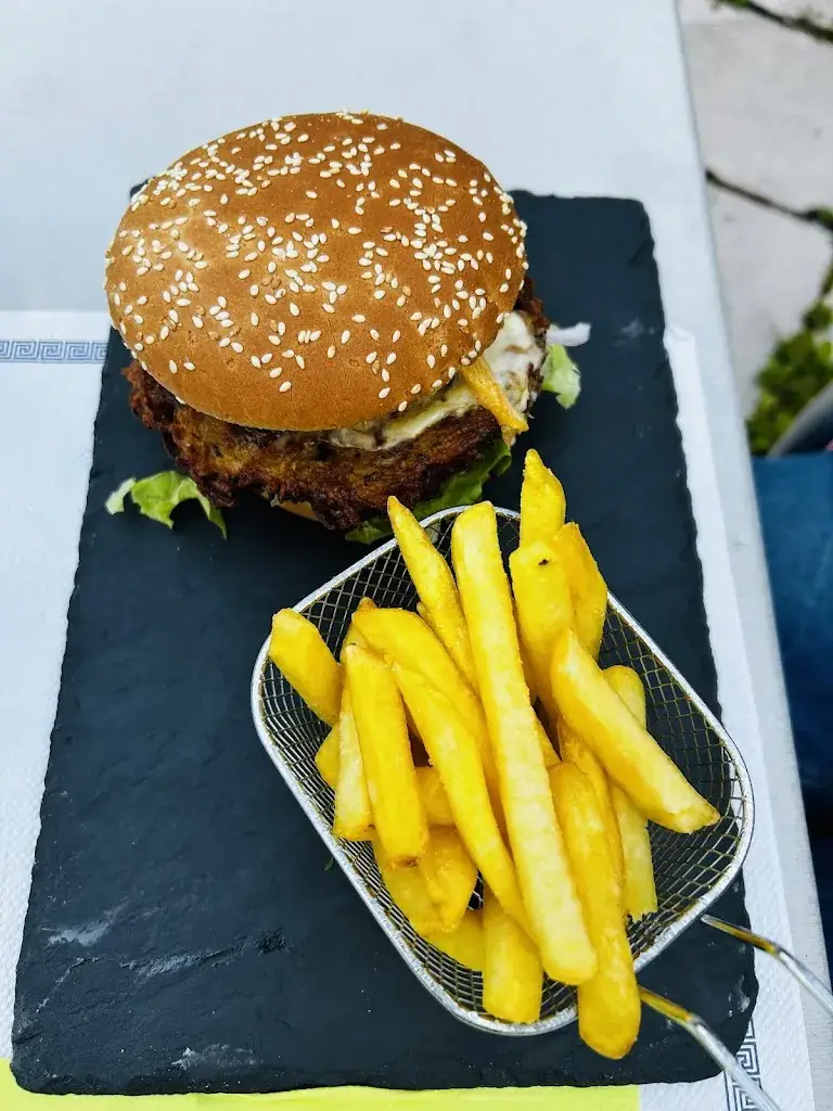 Le Chaud Costet_Tholy_slider_image_3