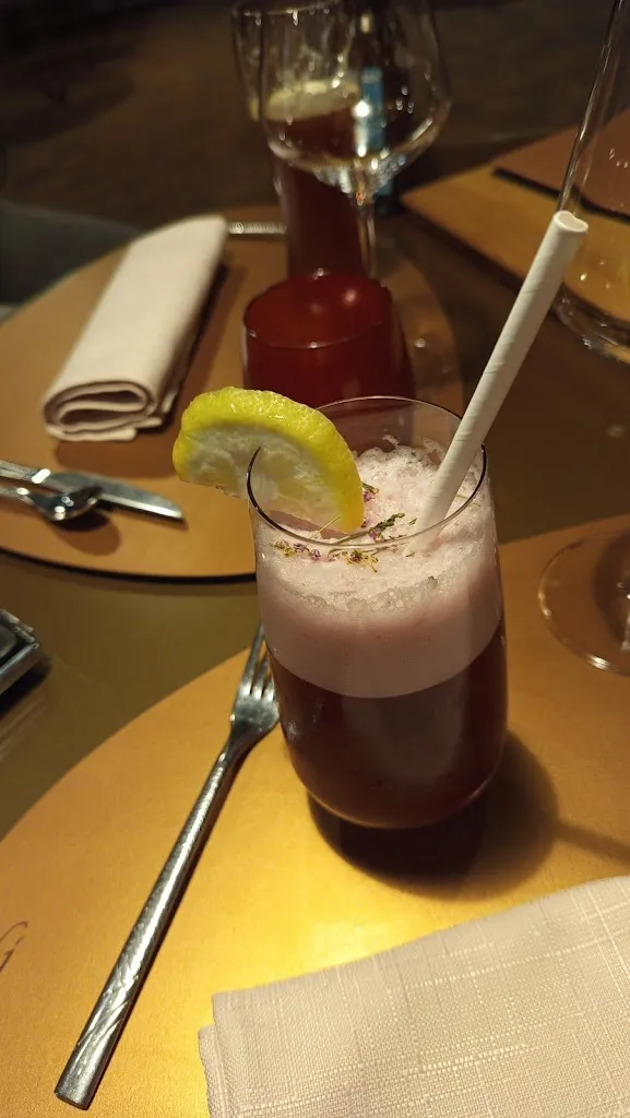 Segolene Fischer_La Table du Haut Jardin_Rehaupal_review