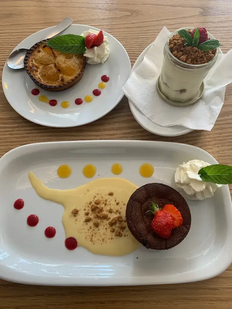 « LES CHARLYROTS » Mamma Gina_Charly_slider_image_2