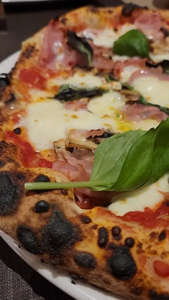 La Bufala Italian Pizza & Pasta_Hégenheim_slider_image_2