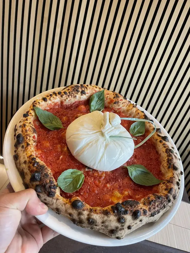 La Bufala Italian Pizza & Pasta_Hégenheim_slider_image_3