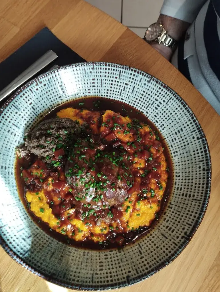 Martine Gasquet_Bar Restaurant - La Fontaine_Heillecourt_review