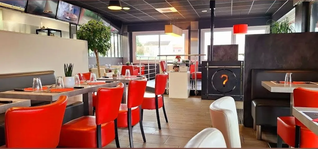 Restaurant & Pizzeria | Au Point D'Interro restaurant in Vandœuvre-lès-Nancy