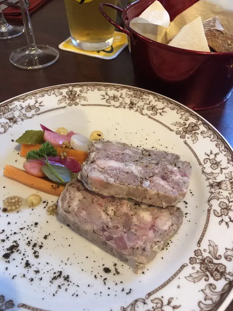 Kaori Nojiri_Brasserie du Châtelard_Treycovagnes_review