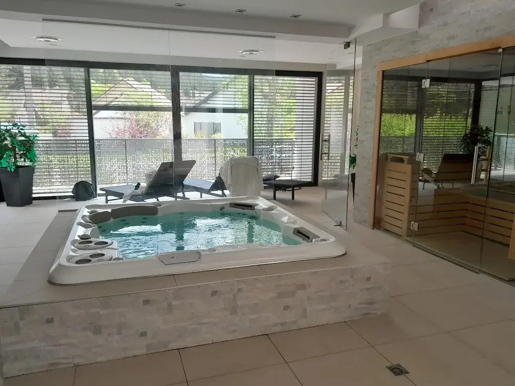 Hôtel l'Echo du Lac & Spa et son restaurant La Fourchette Gourmande_Gérardmer_slider_image_3