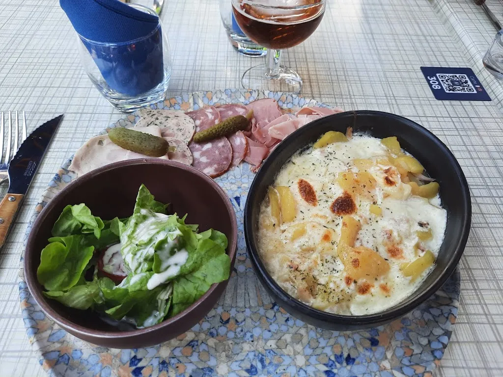 Restaurant M Folie Bistrot-Montagne_Gérardmer_slider_image_3