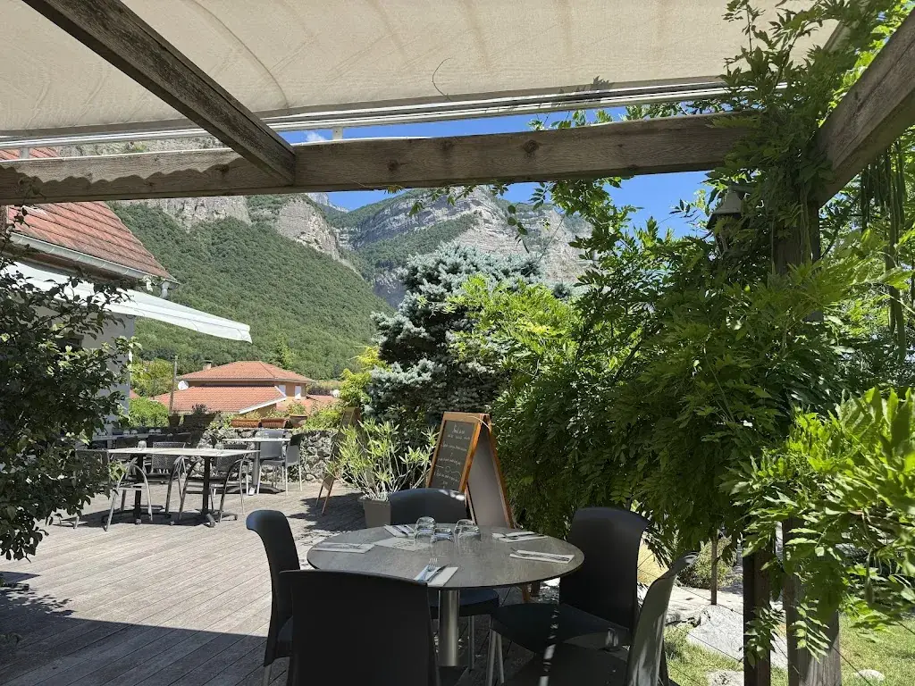 L'envol des Saveurs Restaurant in Crolles