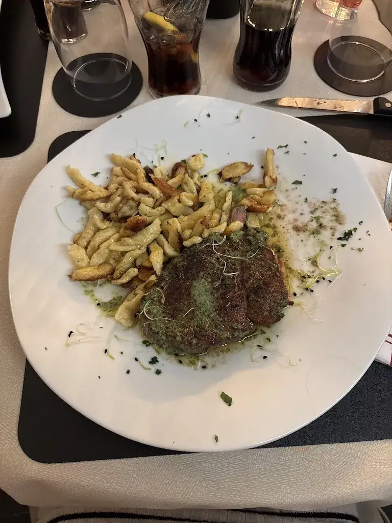 Marilou Nonnenmacher_L'aigle Royal_Bischheim_review