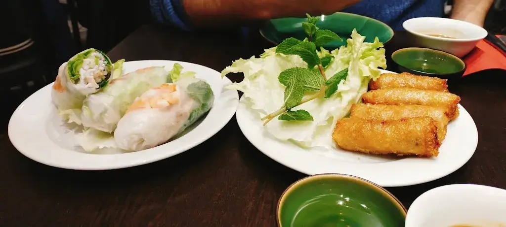 Helewyne THOR_Chez ba noi_Hœrdt_review