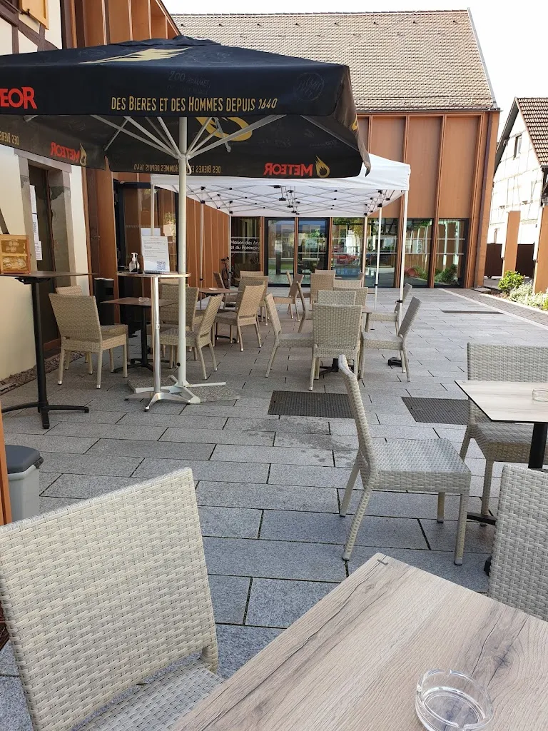 Brasserie la Couronne restaurant in Hœrdt