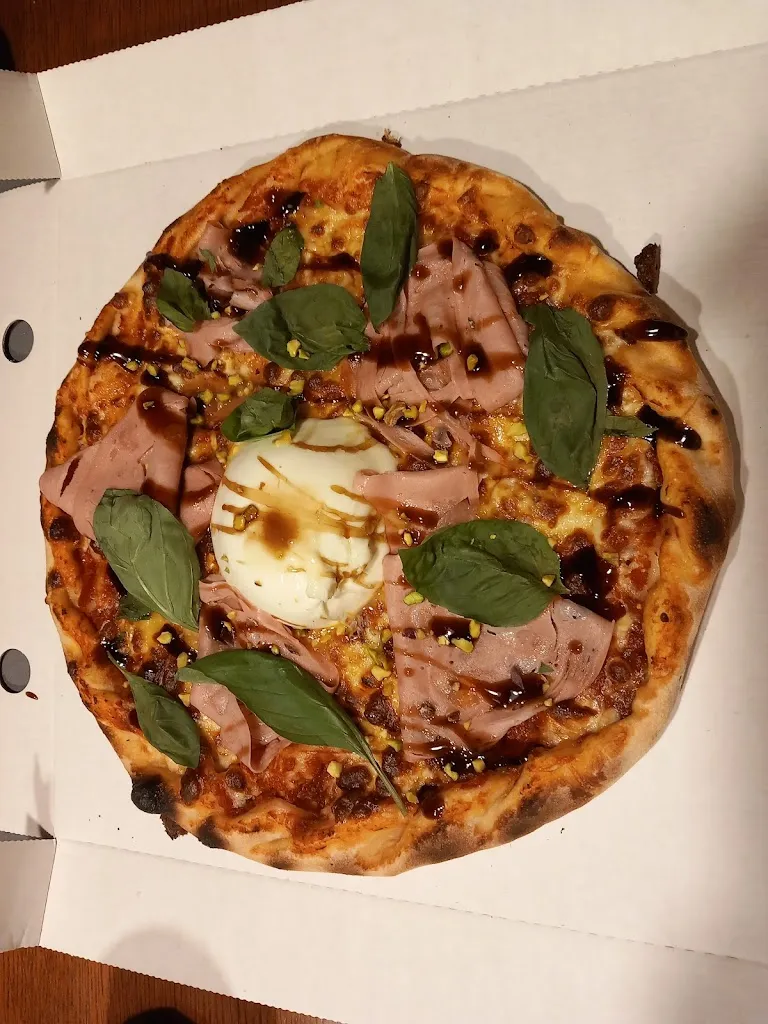 Marie La Fée_Star Pizza_Hundling_review