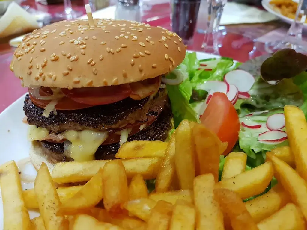 A La Schtouwa Brasserie Bar restaurant in Houssen