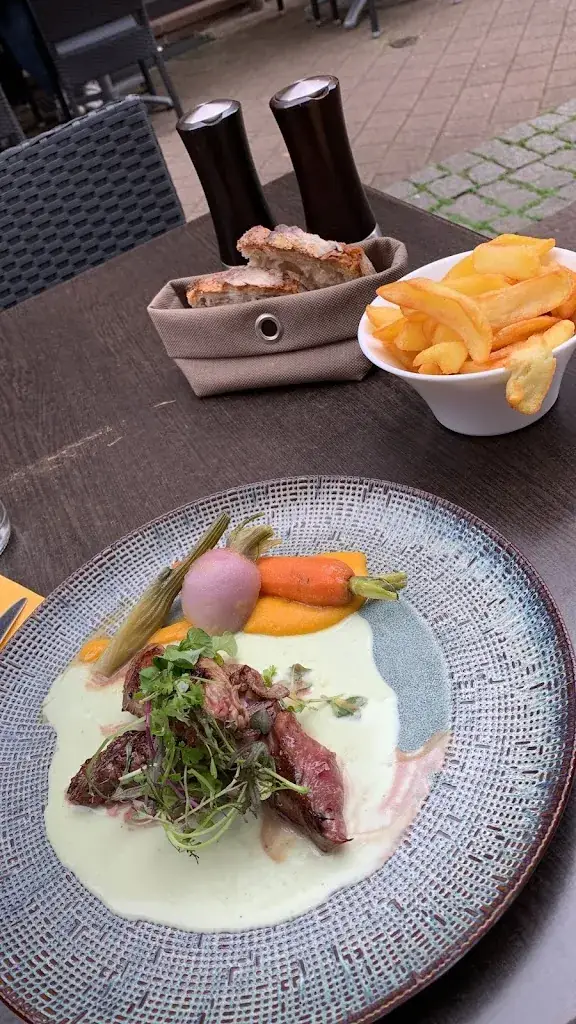 Jonas Wehrle_Le Clem's_Haguenau_review