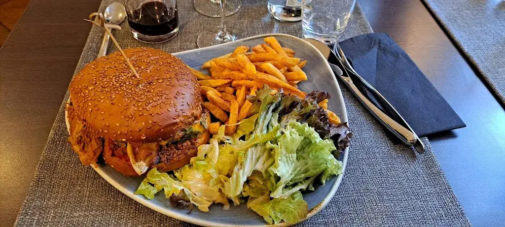 Renaud Kuntz_Le Binôme_Haguenau_review