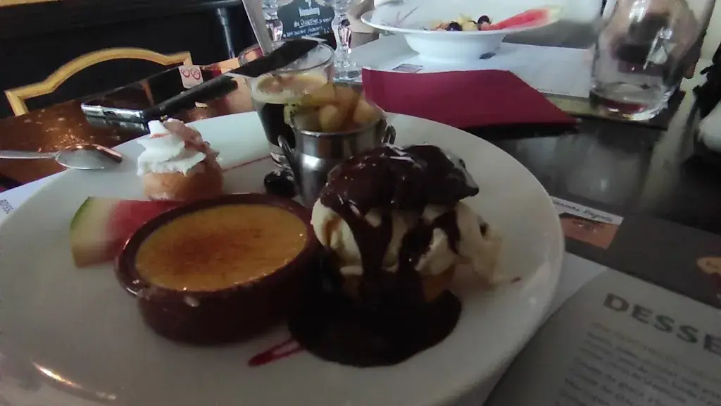 Aux derniers ragots_Haguenau_slider_image_2