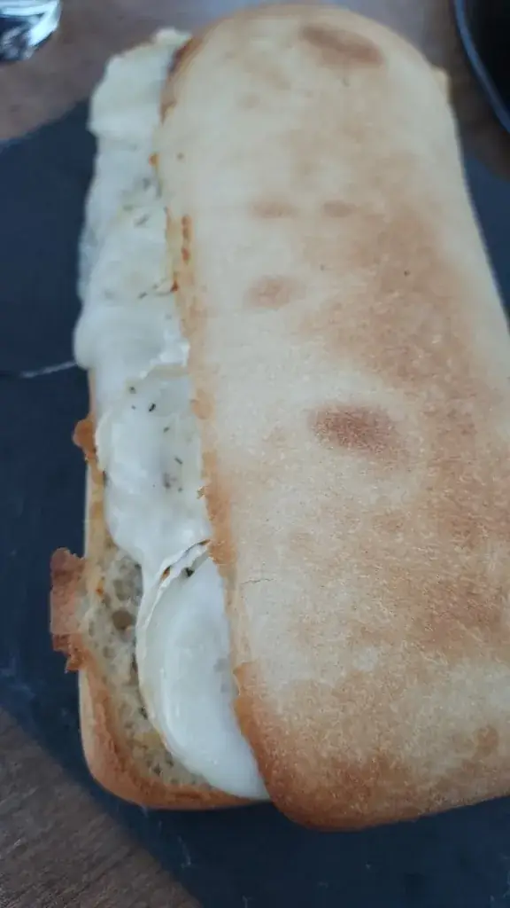 EKW Allegory_Pizzeria La Cigogne_Herserange_review