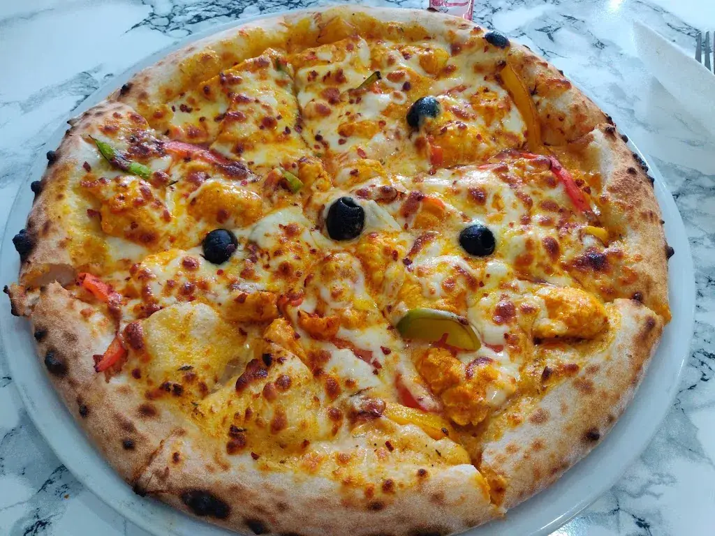 Alan Ames_Le Couzzzin_Longwy_review