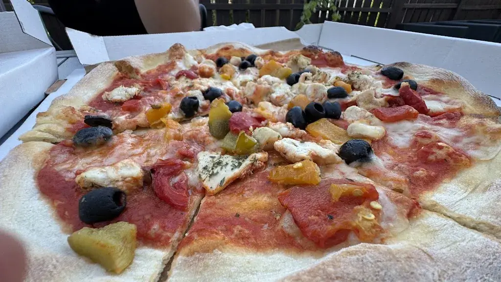 Tony Stark_Pizzeria Bel Mondo Herserange_Herserange_review