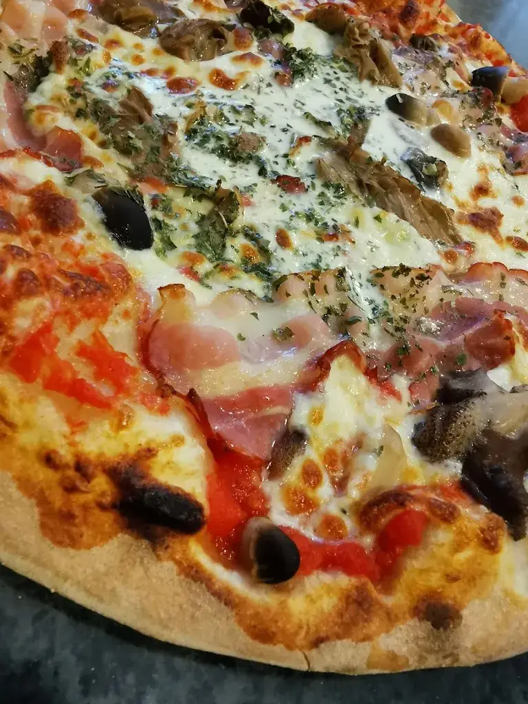 City Pizza restaurant in Homécourt