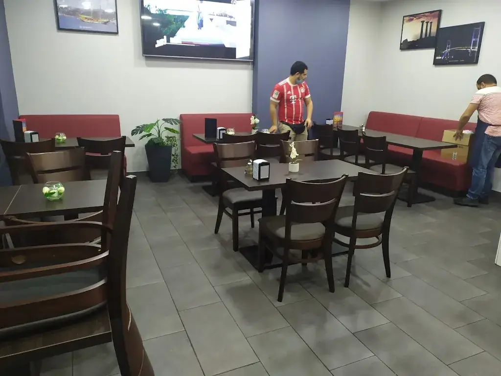 La Petite Turquie 4 restaurant in Homécourt