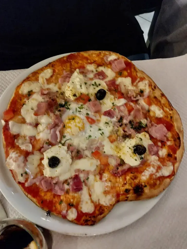 Pizzeria Le Garibaldi_Hettange-Grande_slider_image_3