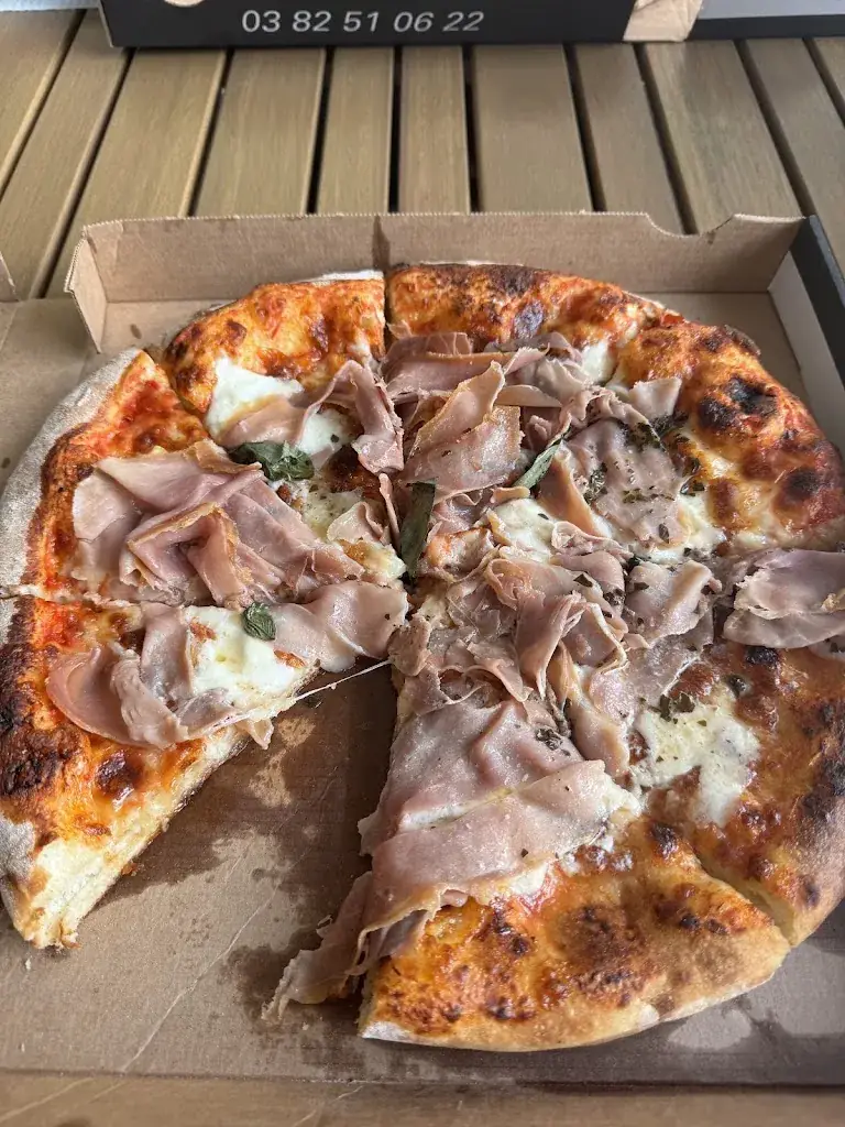 Océane PIENKOWSKI_Pizzeria Italia_Hettange-Grande_recensione