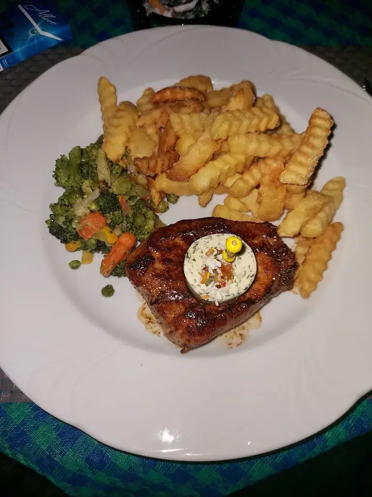 Giuseppe Imbimbo_Rosengarten_Hochfelden_review