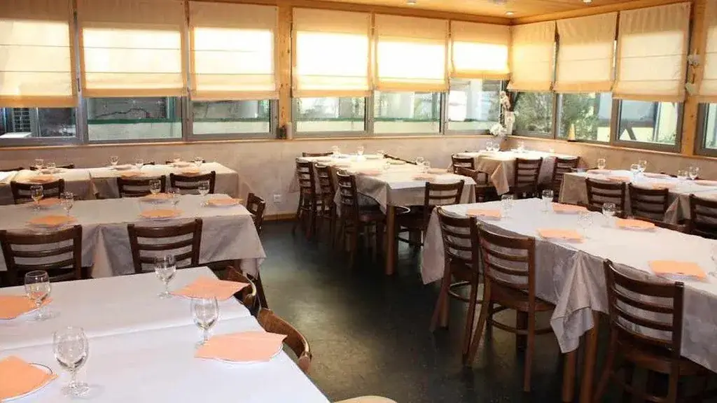 La Cour Des Oiseaux_Gougenheim_slider_image_1