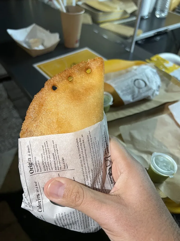 Victor Julio Galicia_Empanadas House_Hochfelden_review