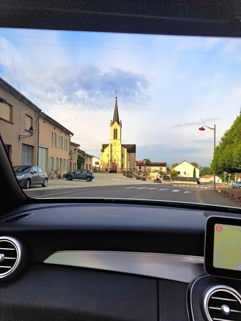 Emma Jane-Scott_Logis Hôtel de la Canner_Kédange-sur-Canner_review