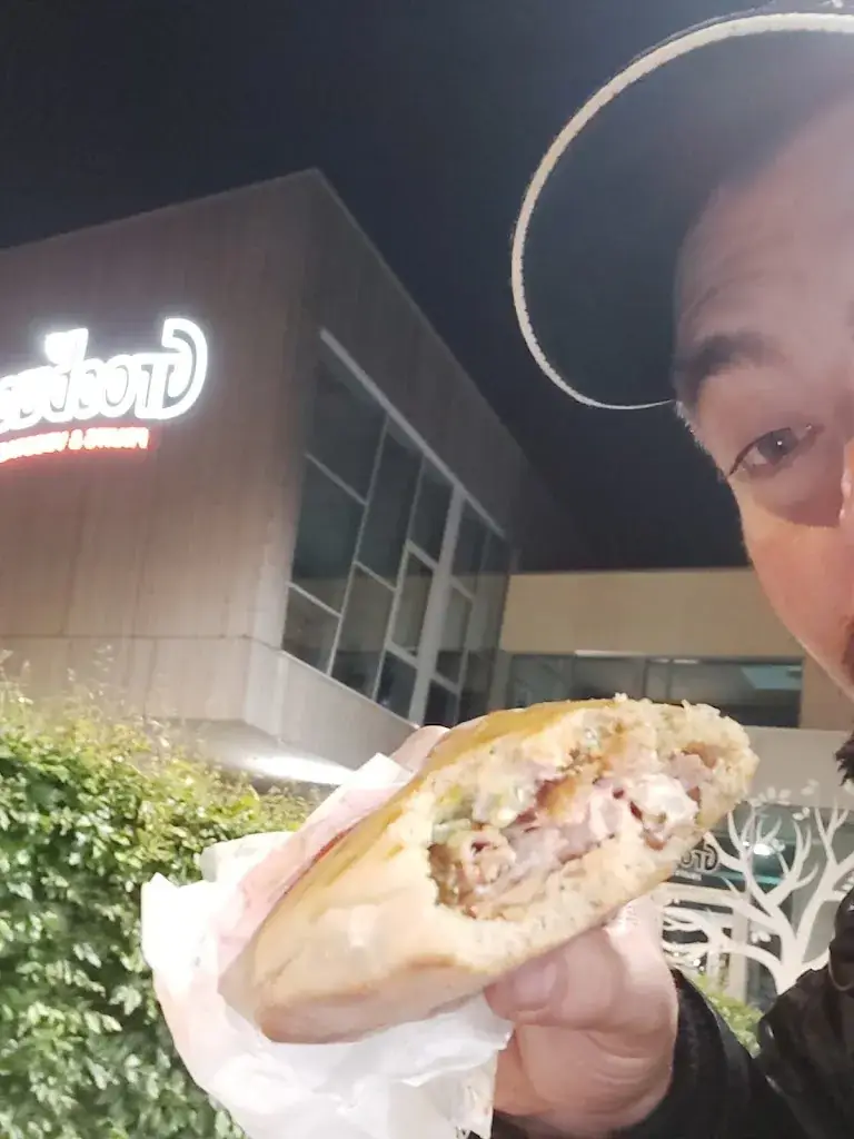 Menü_Snack Aytas_Kœnigsmacker_Bild_1