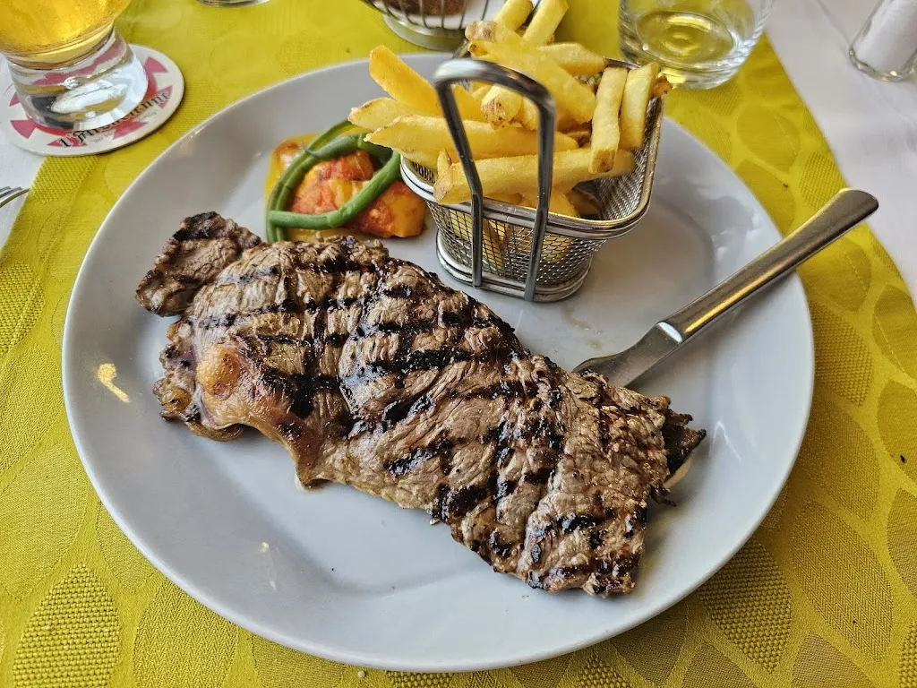 Restaurant A table ! chez Carlo_Illzach_slider_image_3