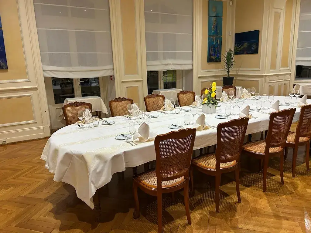 Christian VONTHRON_Le Parc De Modenheim_Illzach_review