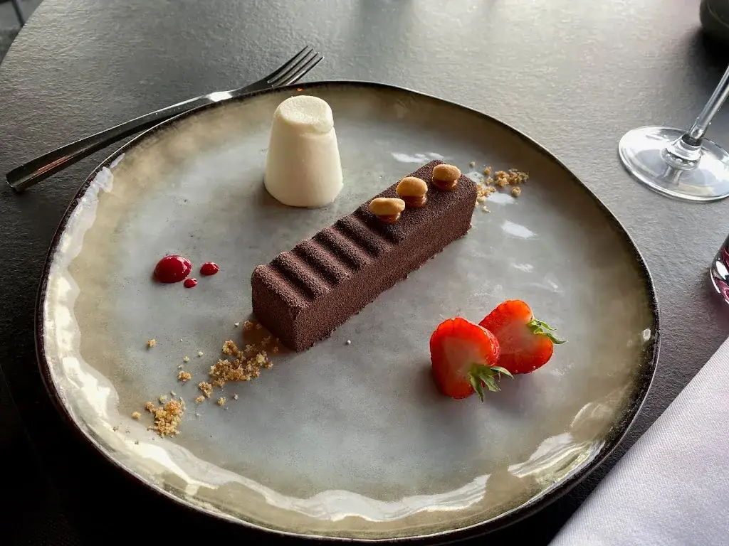 Restaurant et Hotel Le Relais de l'Abbaye_Charlieu_slider_image_2