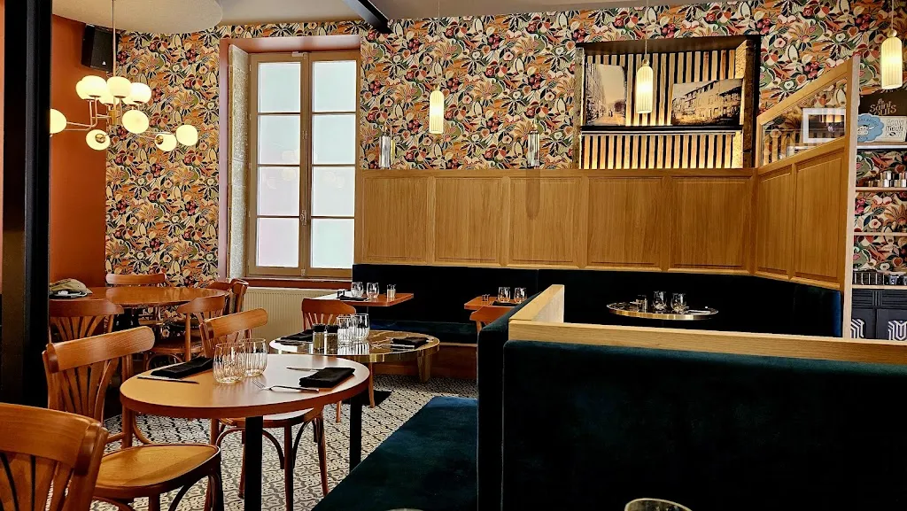 Fristi By Le Saint-Louis restaurant in Charlieu