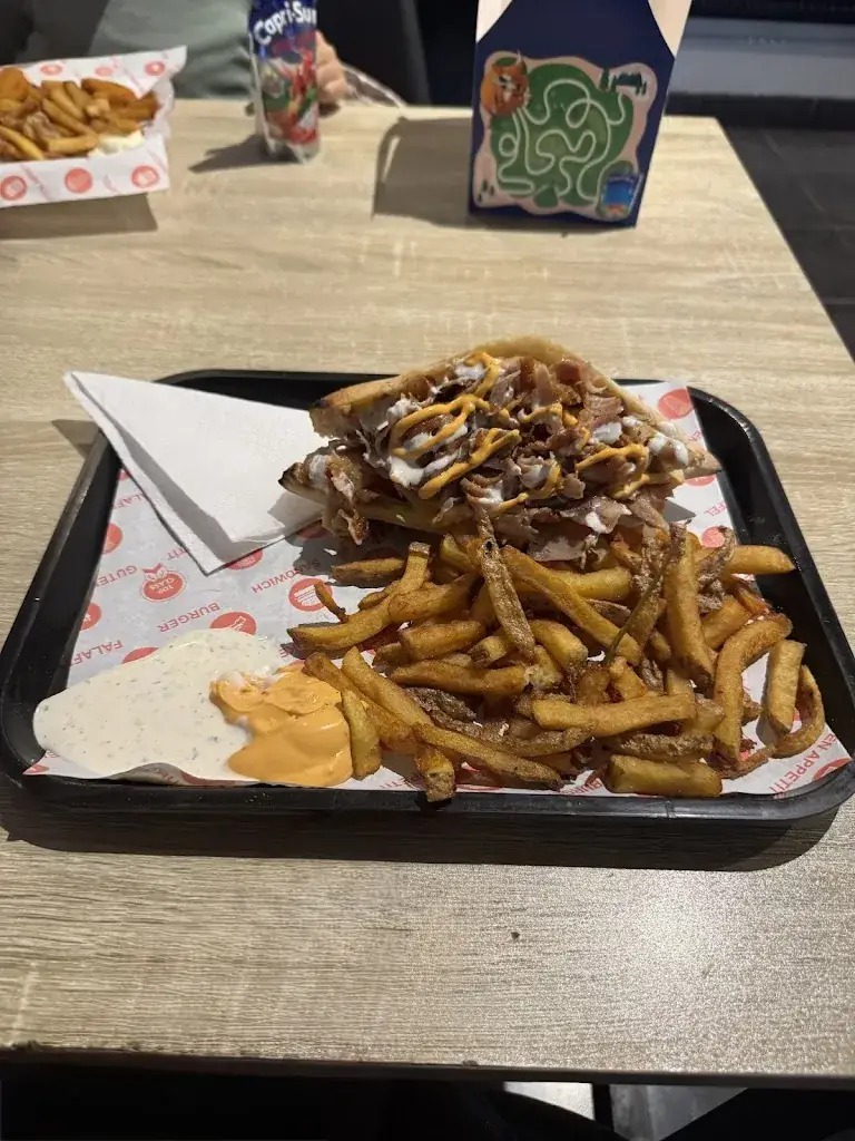 Melek Demirbilek_Snack et Pizzeria LOKANTA  halal_Jœuf_review