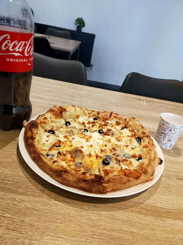 Snack et Pizzeria LOKANTA  halal_Jœuf_slider_image_2