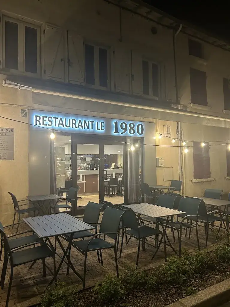 Restaurant le 1980_Charlieu_slider_image_1
