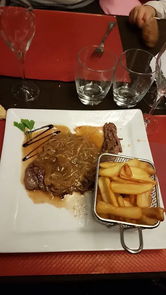 Menu_Restaurant Le Sarrail_Chapelle-Saint-Luc_image_8