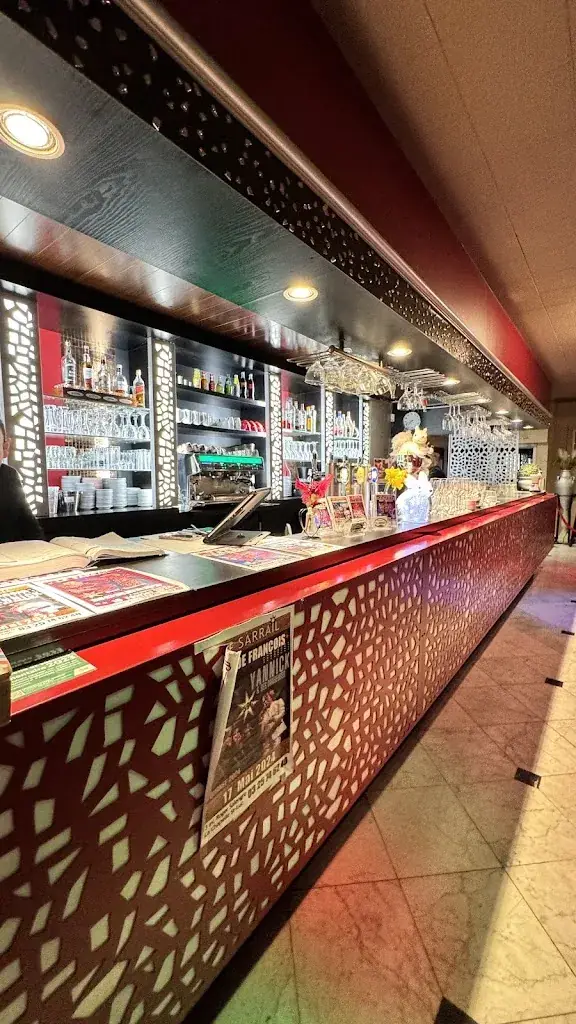 Hi I Am_Restaurant Le Sarrail_Chapelle-Saint-Luc_review