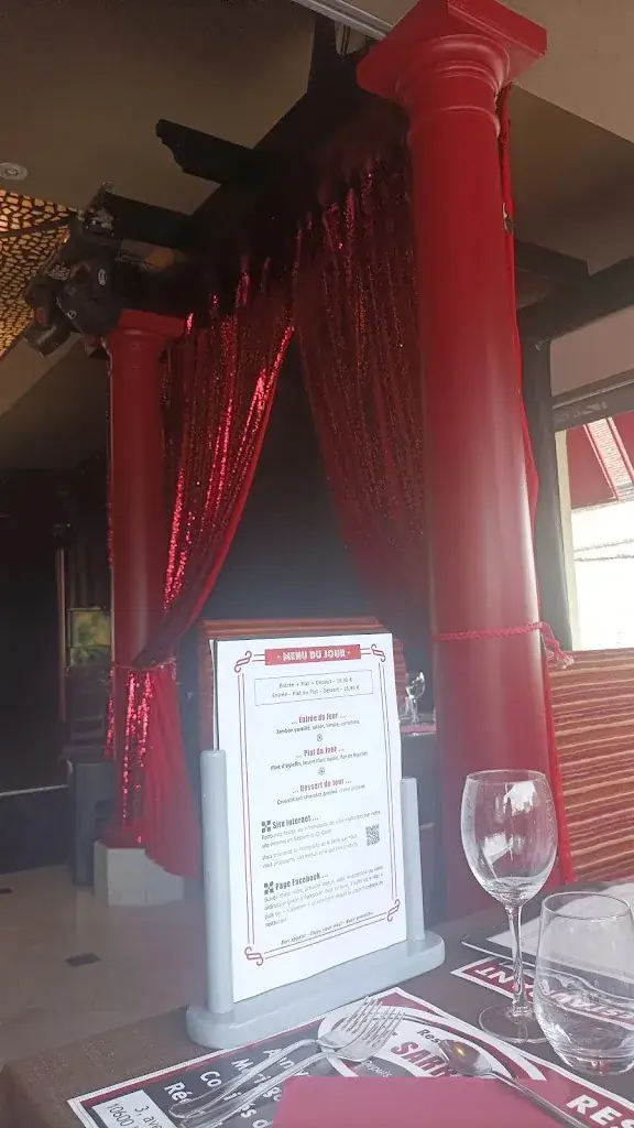 Sonia_Restaurant Le Sarrail_Chapelle-Saint-Luc_review