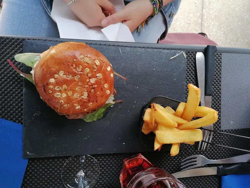 Menu_Restaurant des Terrasses_Chapelle-Saint-Luc_immagine_4