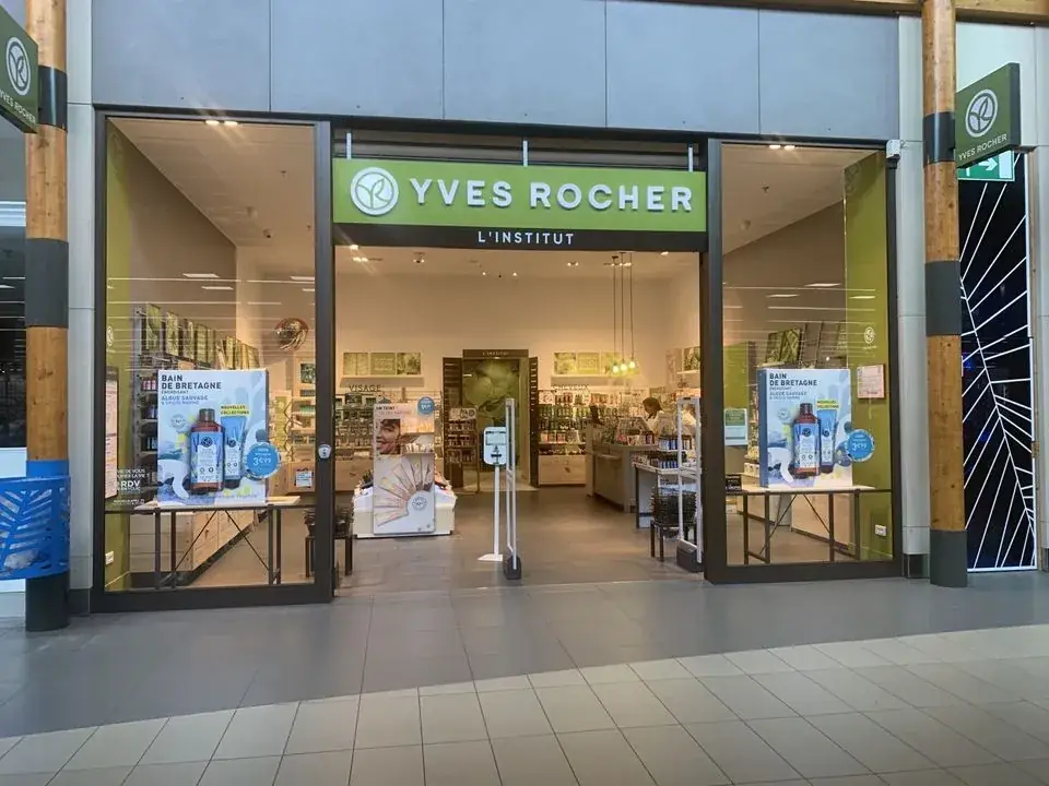 Centre Commercial Carrefour l'Escapade_Chapelle-Saint-Luc_slider_image_3