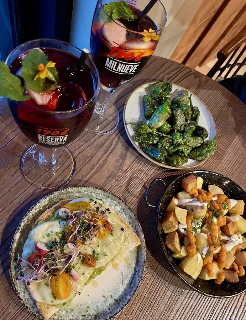 Sonia WARTH_LOS BUENOS DÍAS 2 KINGERSHEIM_Kingersheim_review