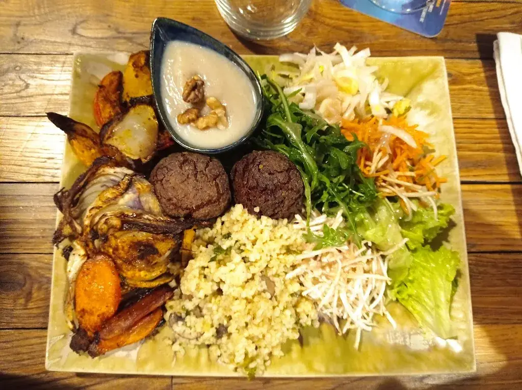 Caroline LAMORCE_Association les Sheds_Kingersheim_review