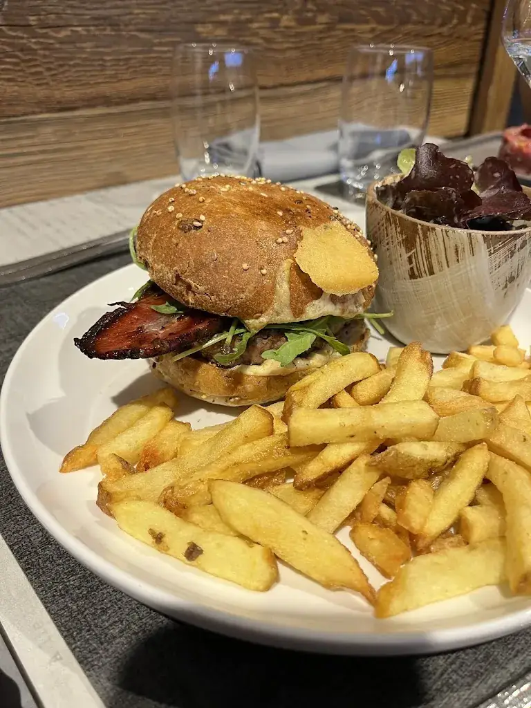 Restaurant L’Ebresse_Bresse_slider_image_3