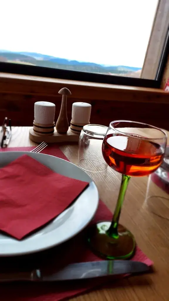 Susilo Wijayanti_Ferme Auberge Breizhousen_Bresse_review